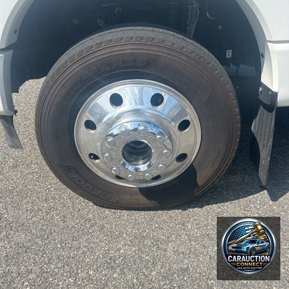 2024 Ford F450SD Platinum Crew Cab 4WD
