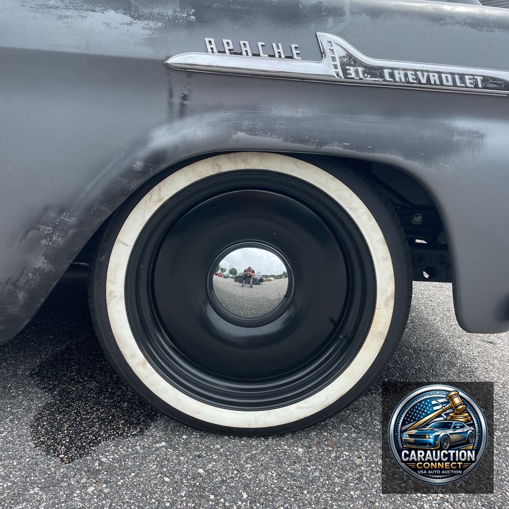 1958 Chevrolet Apache 31