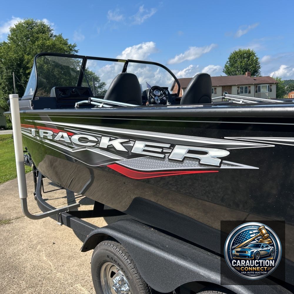 2024 Tracker Powersports Targa