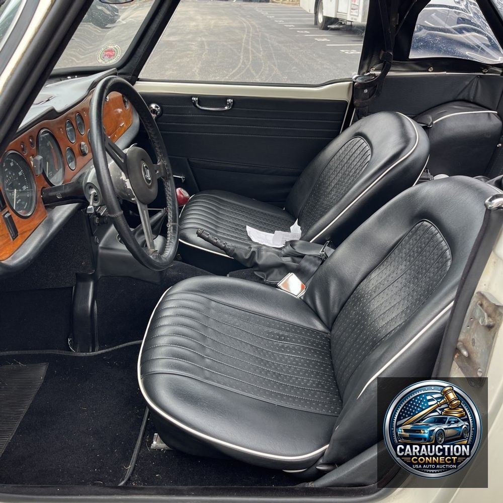 1968 Triumph TR5 PI (2500)