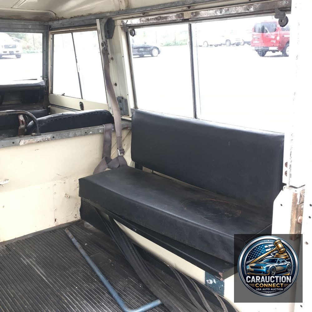 1974 Land Rover 88
