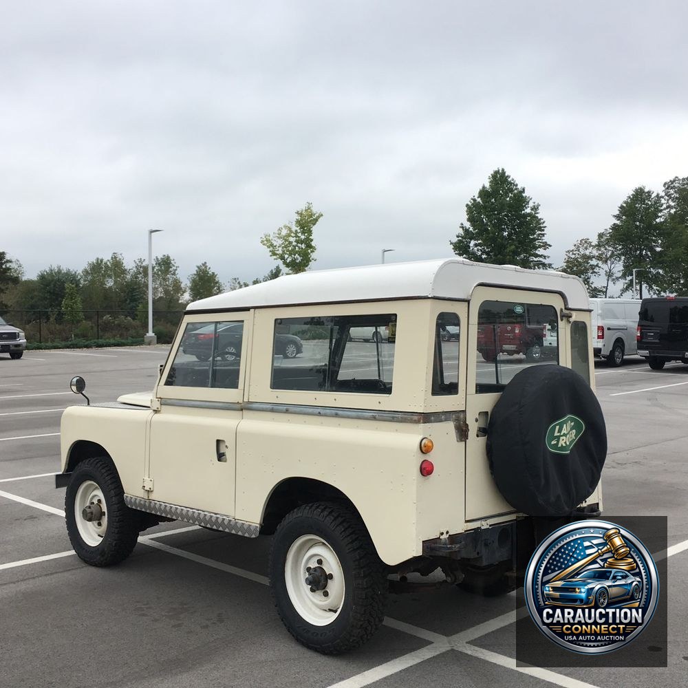 1974 Land Rover 88