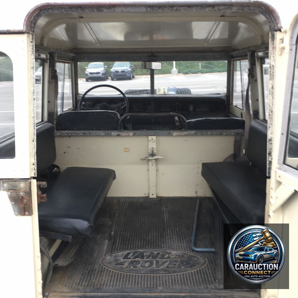 1974 Land Rover 88