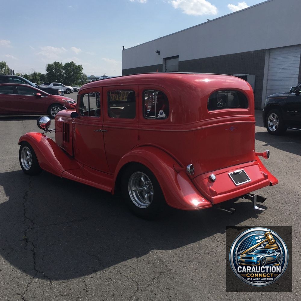 1933 Chevrolet Sedan