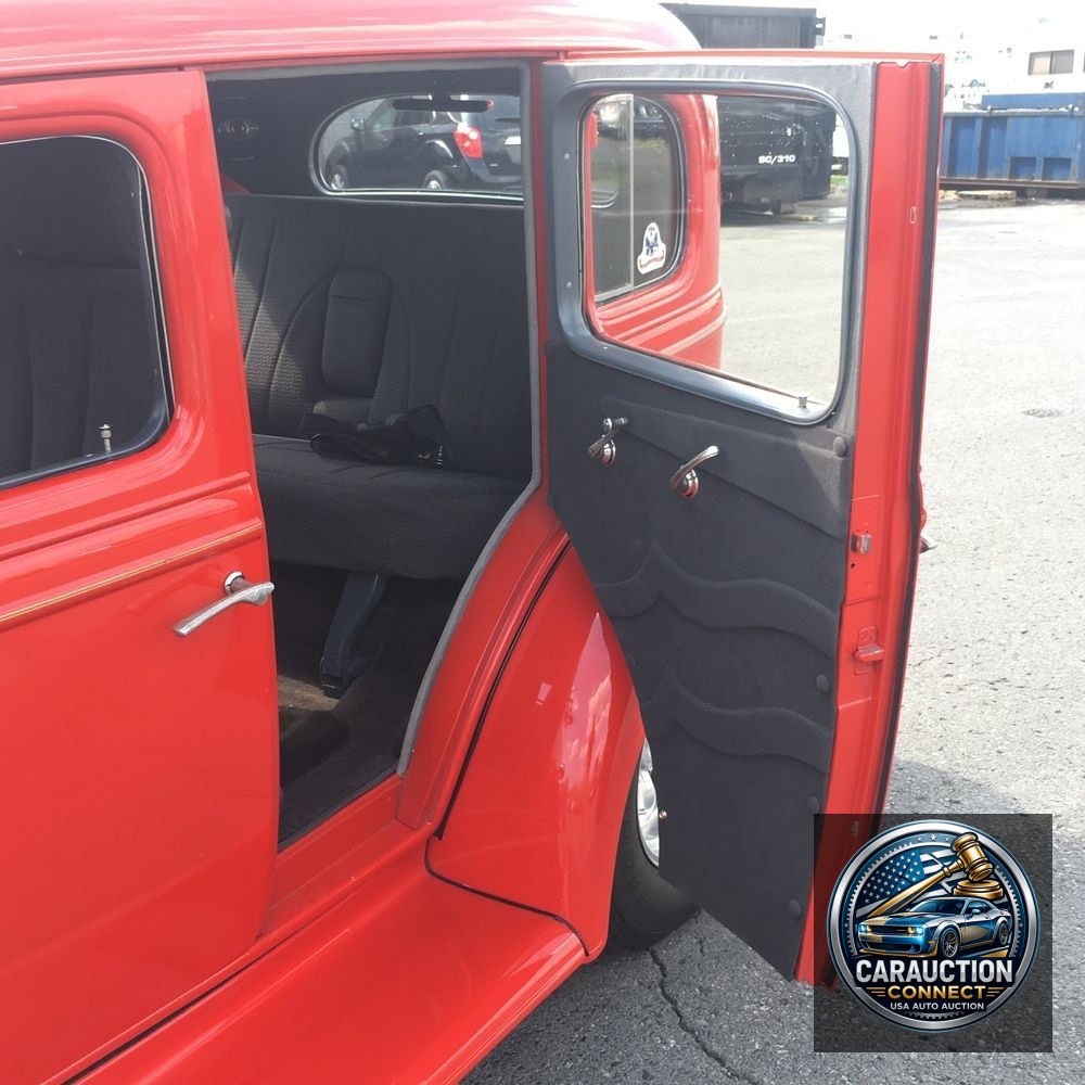 1933 Chevrolet Sedan