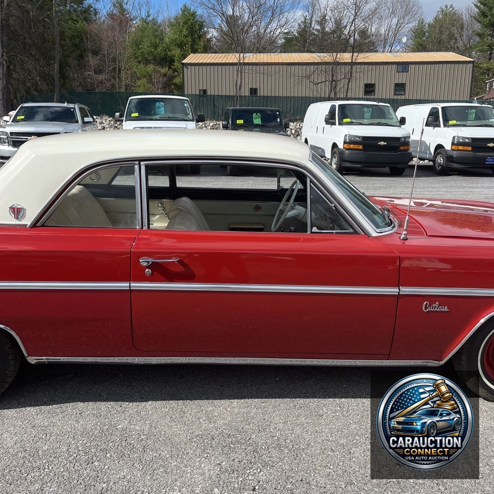 1963 OLDSMOBILE F-85 Cutlass