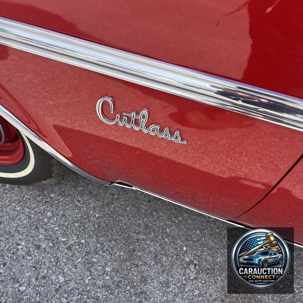 1963 OLDSMOBILE F-85 Cutlass