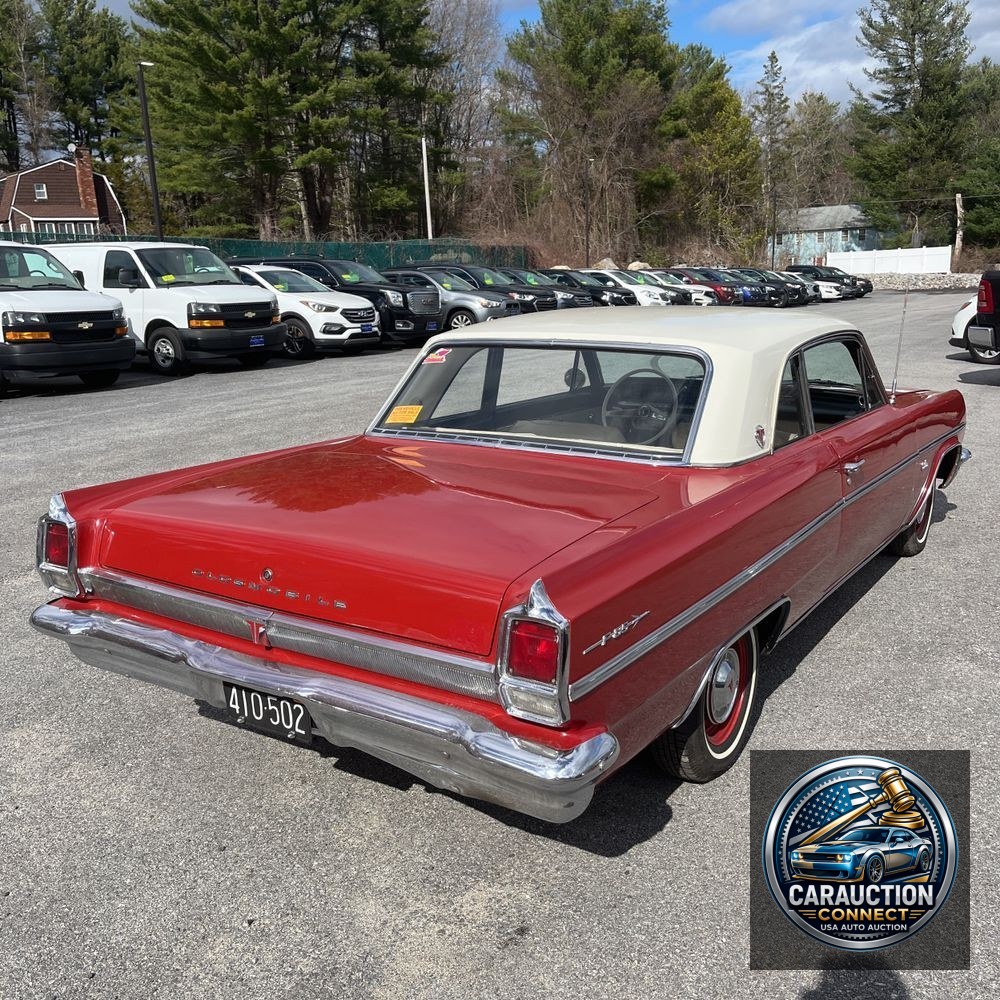 1963 OLDSMOBILE F-85 Cutlass