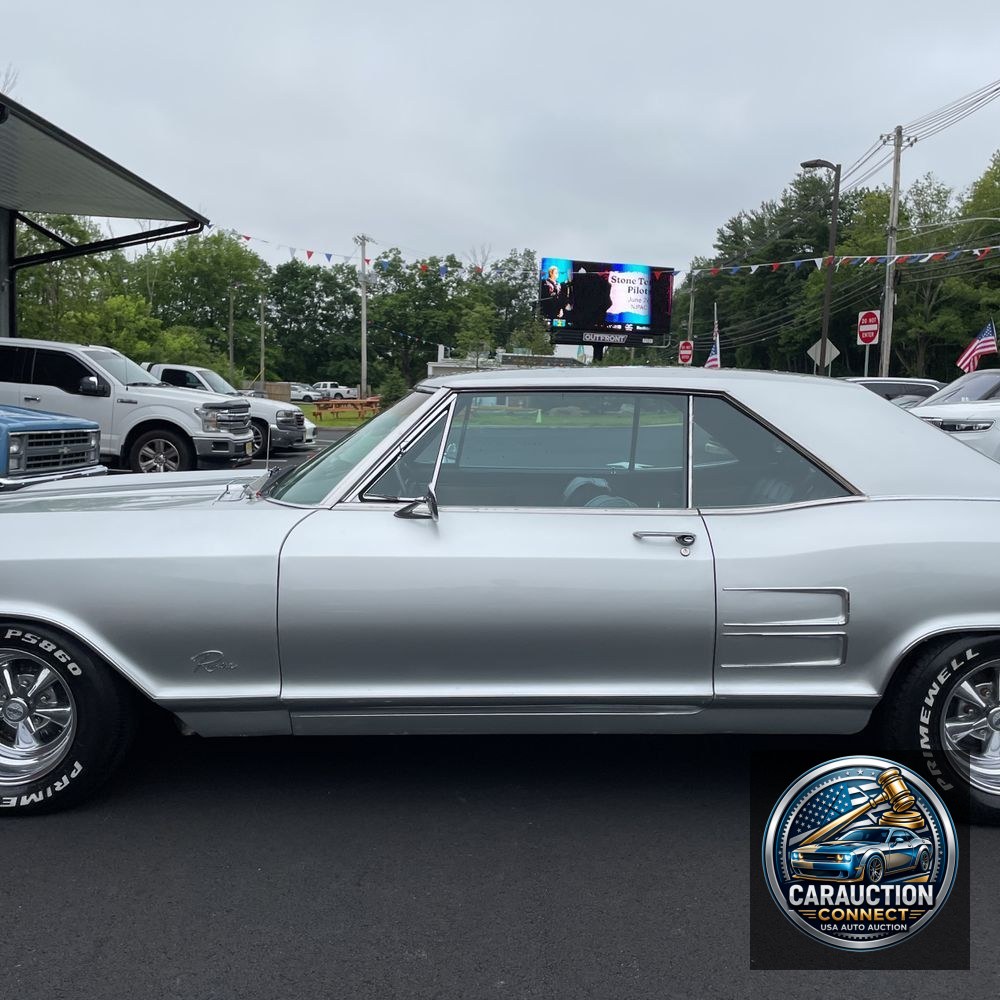 1963 Buick Riviera Base