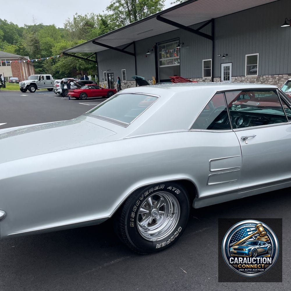1963 Buick Riviera Base
