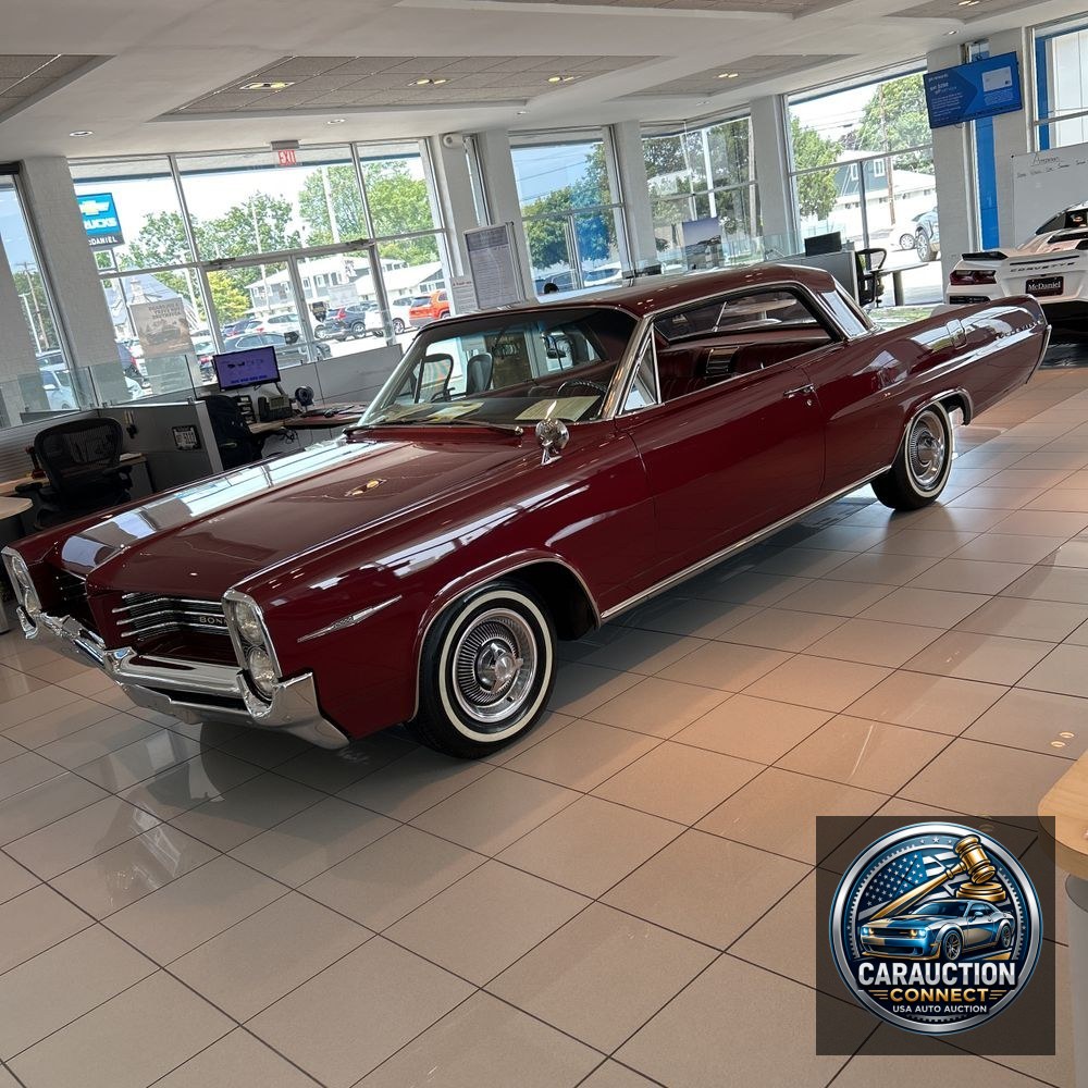 1964 Pontiac Bonneville Sport Coupe