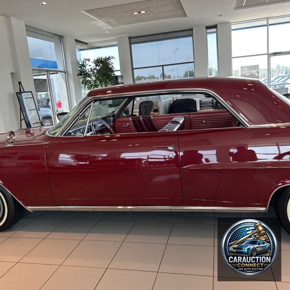 1964 Pontiac Bonneville Sport Coupe