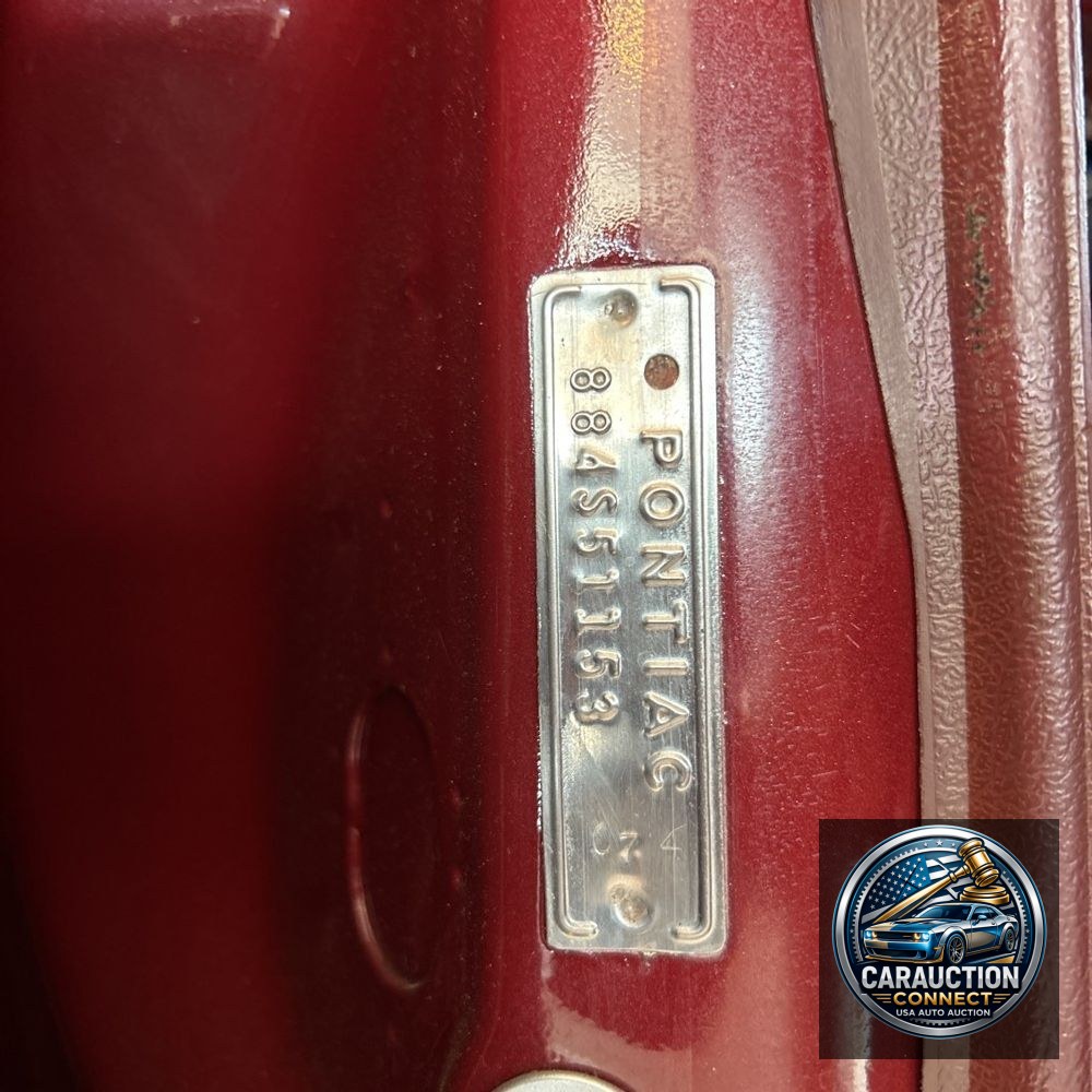 1964 Pontiac Bonneville Sport Coupe