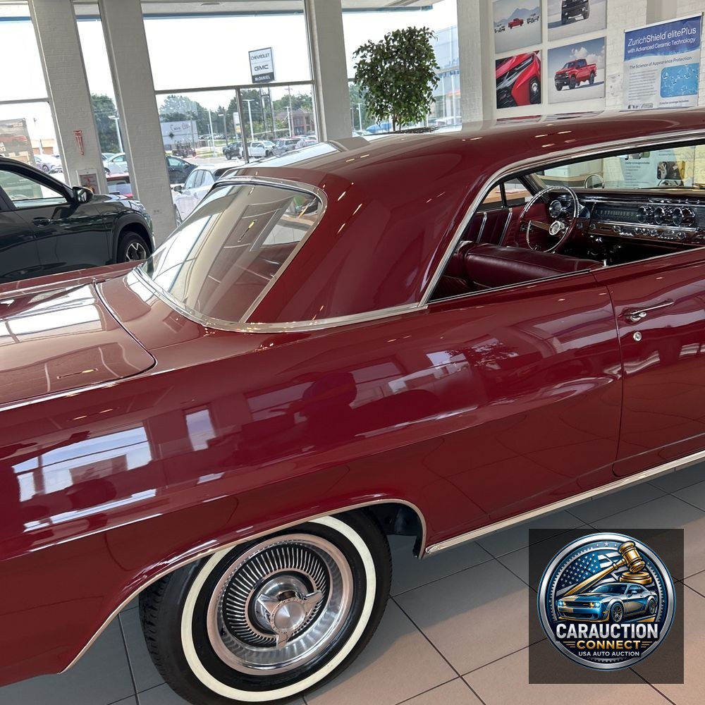 1964 Pontiac Bonneville Sport Coupe