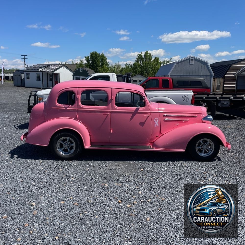 1935 Chevrolet Sedan
