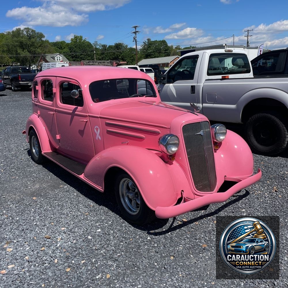 1935 Chevrolet Sedan