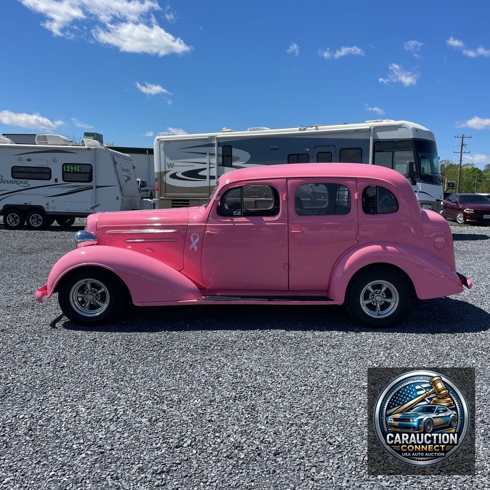 1935 Chevrolet Sedan