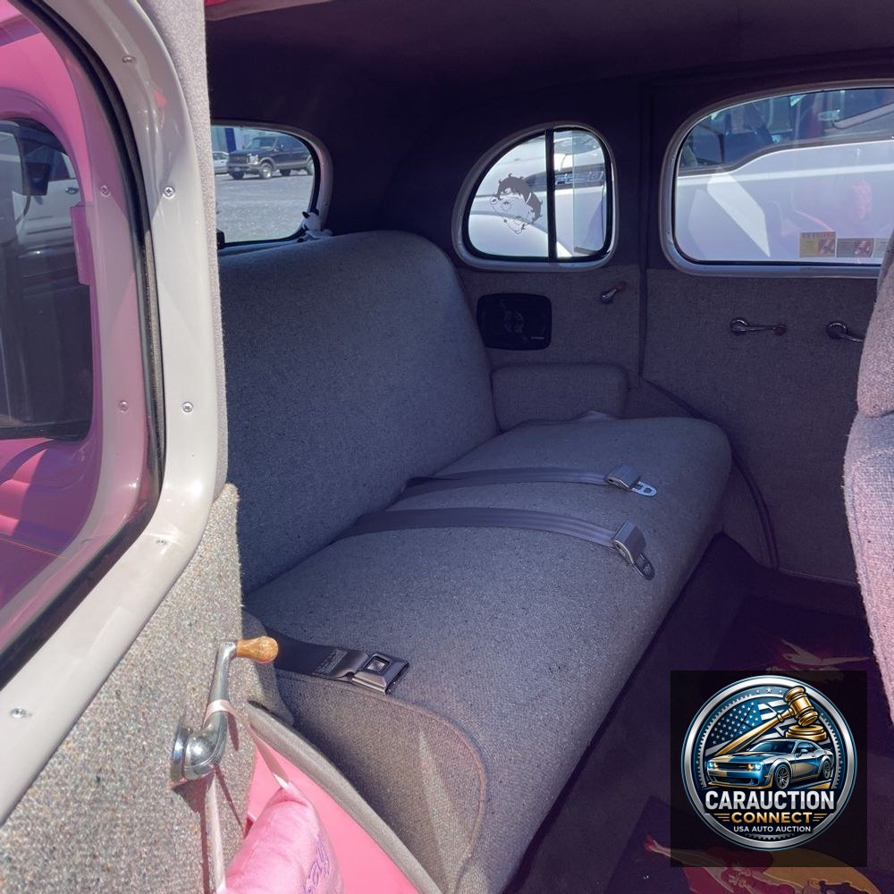 1935 Chevrolet Sedan