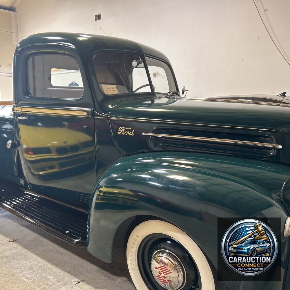 1946 FORD F-100 Deluxe Pickup Truck