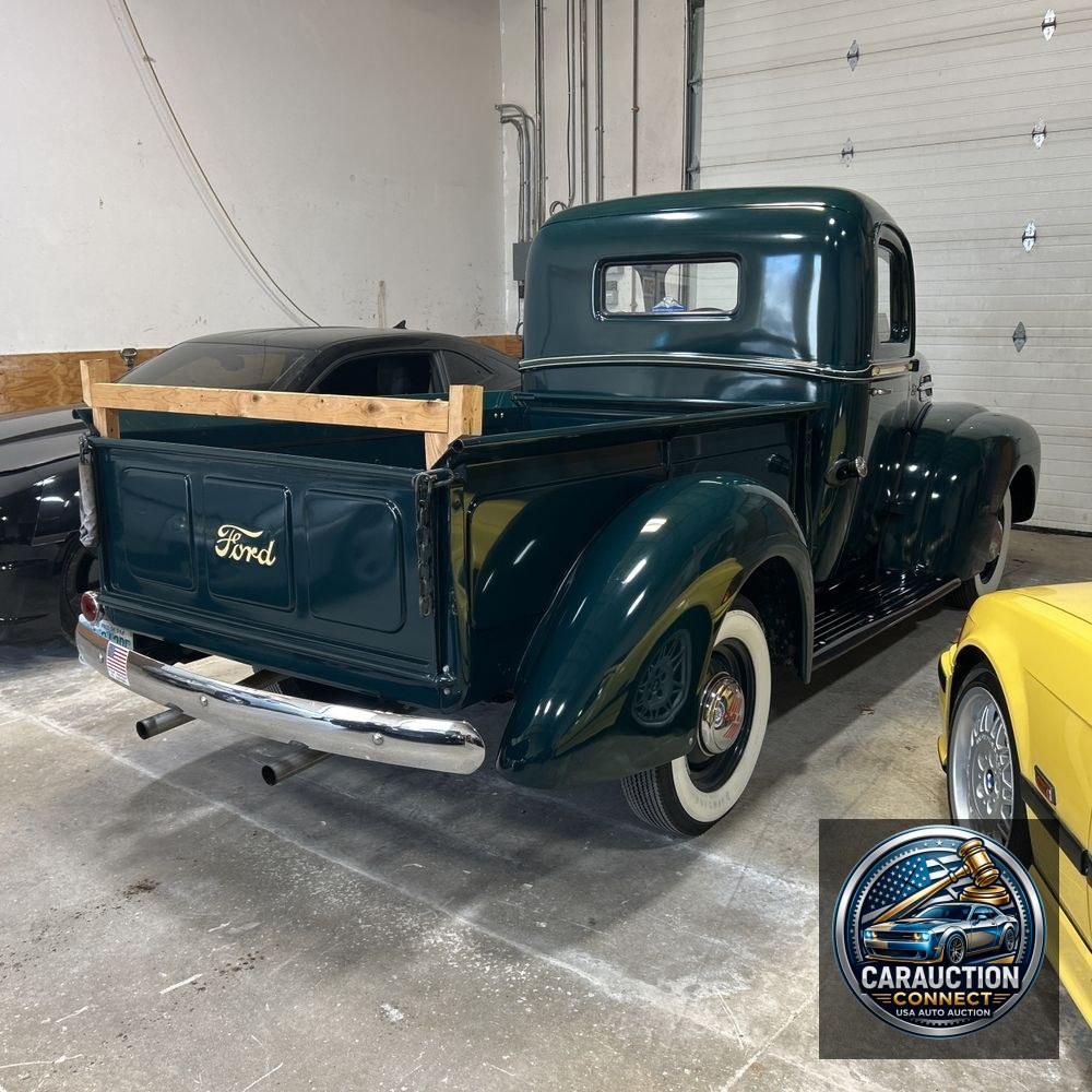 1946 FORD F-100 Deluxe Pickup Truck