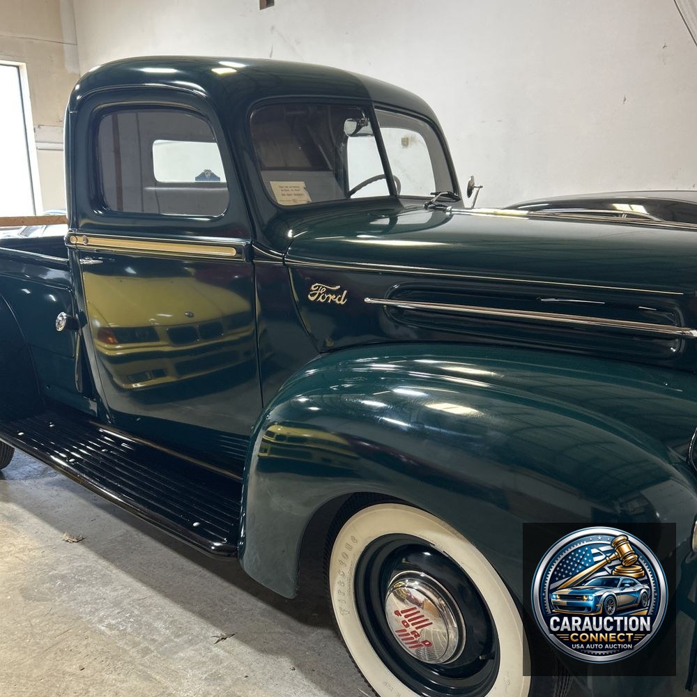 1946 FORD F-100 Deluxe Pickup Truck