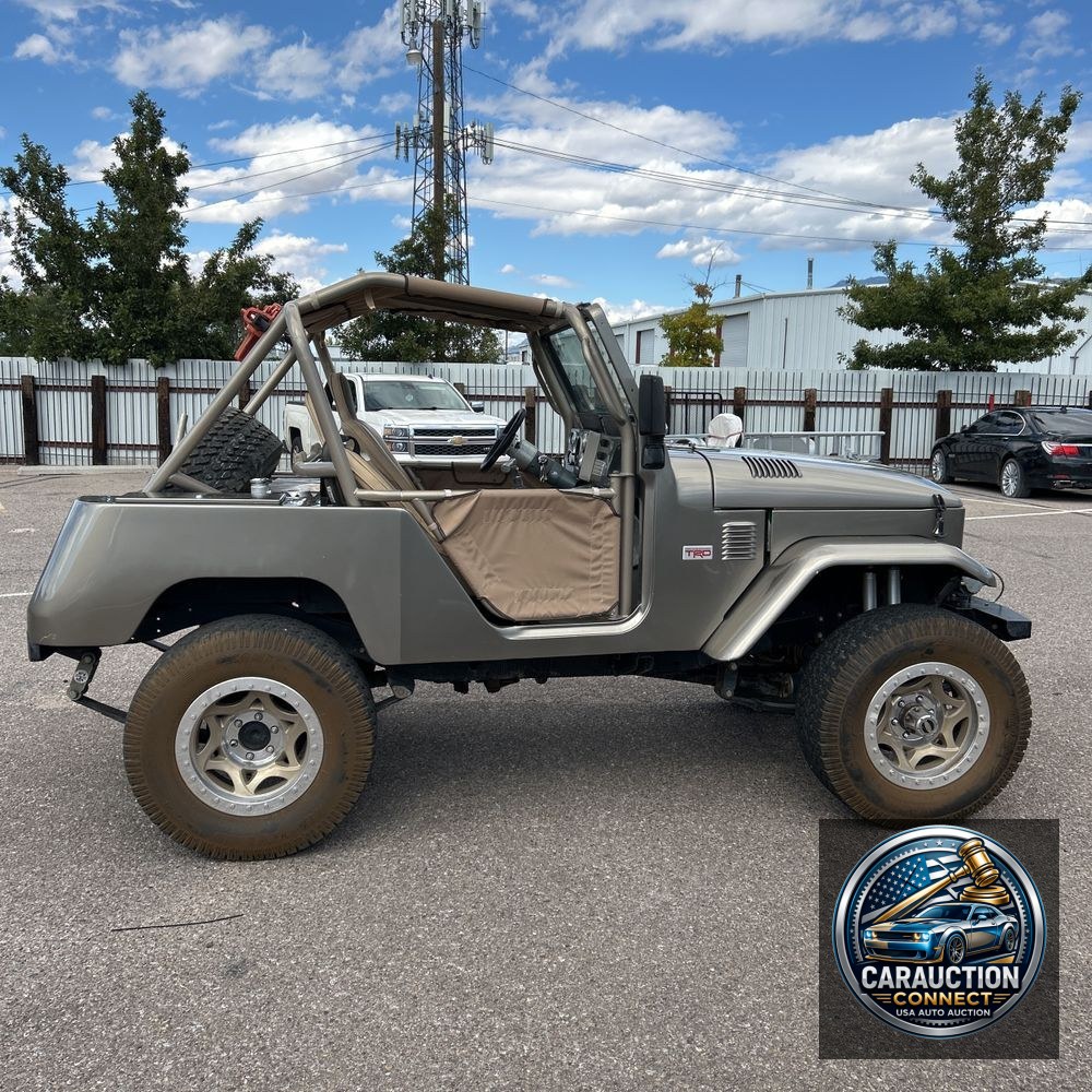 1976 Toyota FJ Land Cruiser FJ