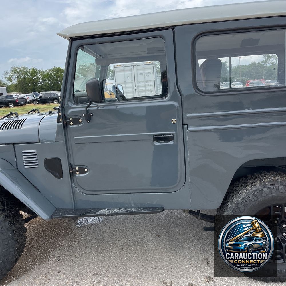 1977 Toyota FJ40 Custom