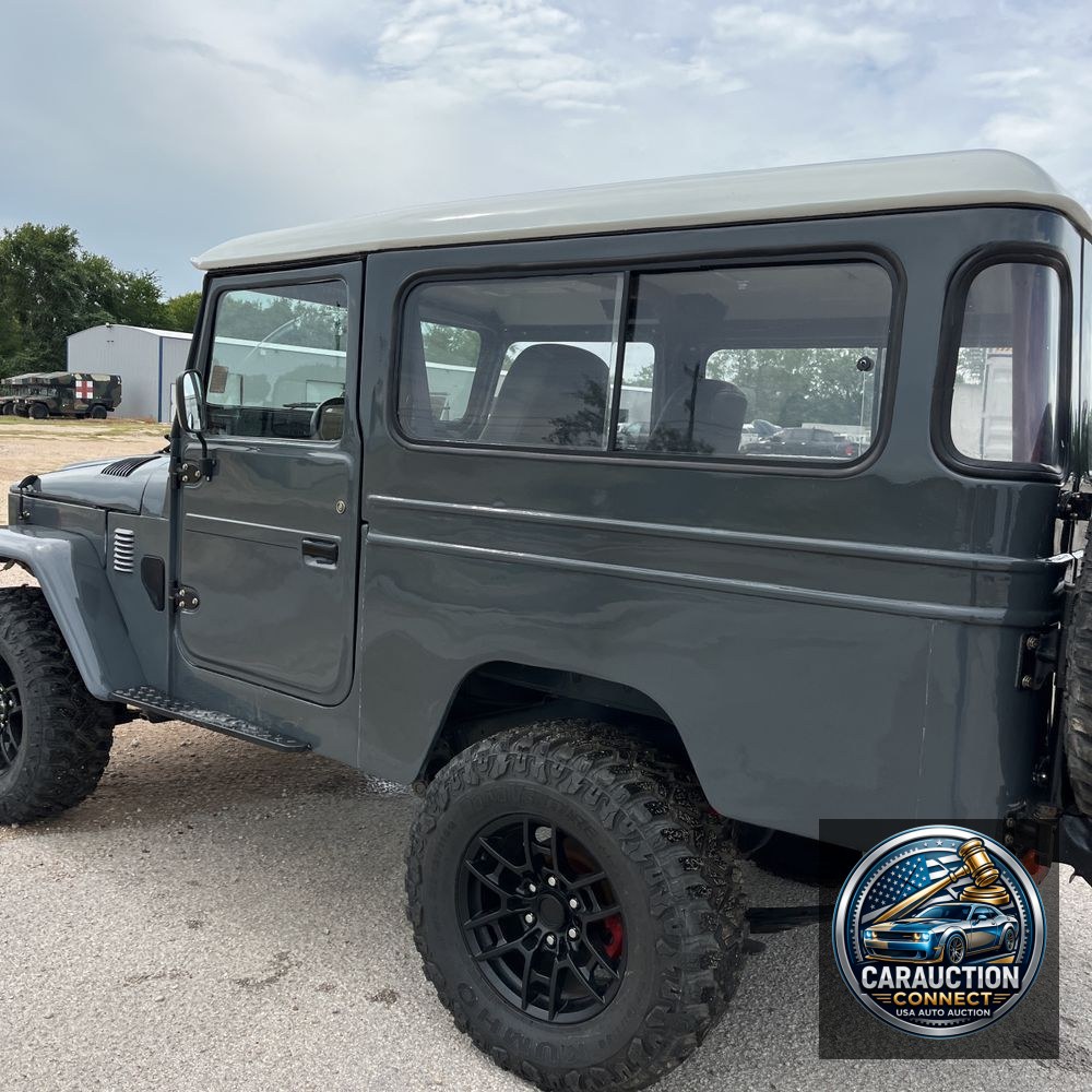 1977 Toyota FJ40 Custom