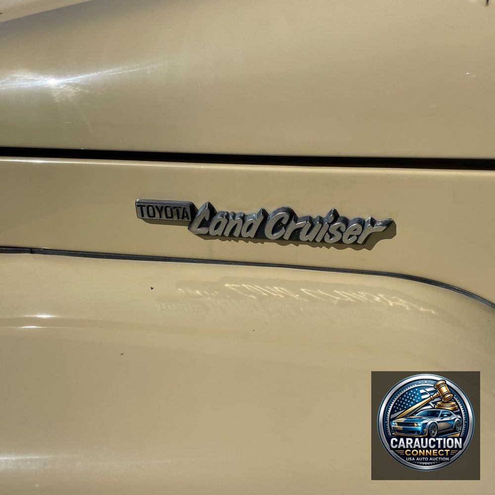 1979 Toyota Land Cruiser truck Base