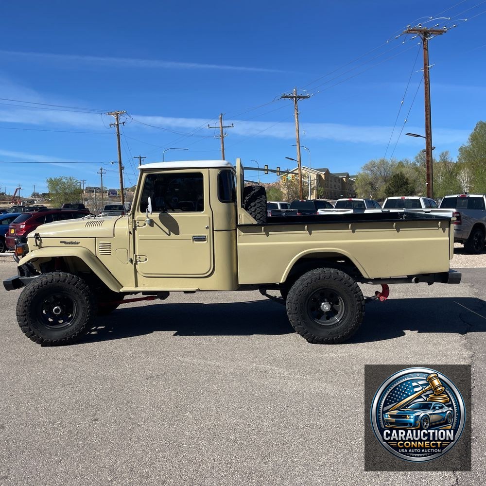 1979 Toyota Land Cruiser truck Base