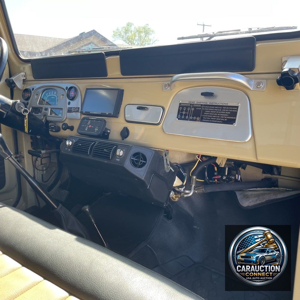 1979 Toyota Land Cruiser truck Base
