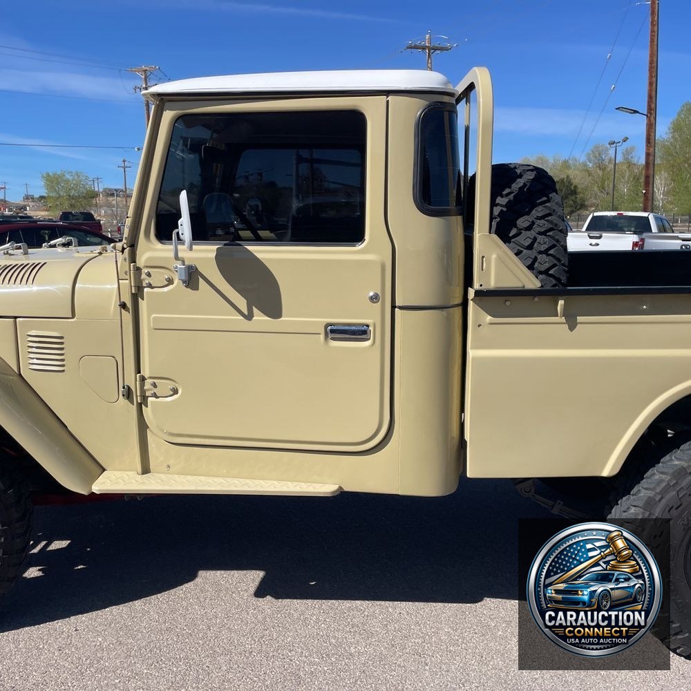 1979 Toyota Land Cruiser truck Base