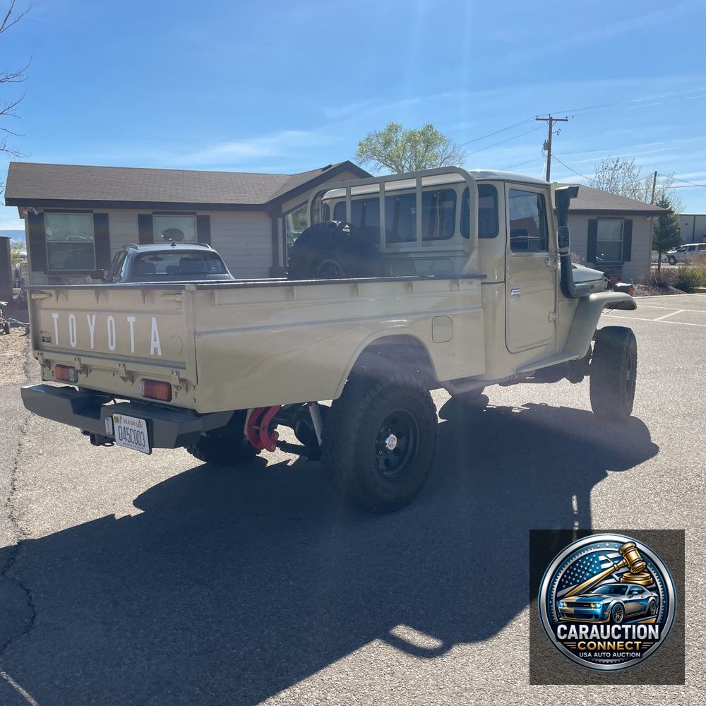 1979 Toyota Land Cruiser truck Base