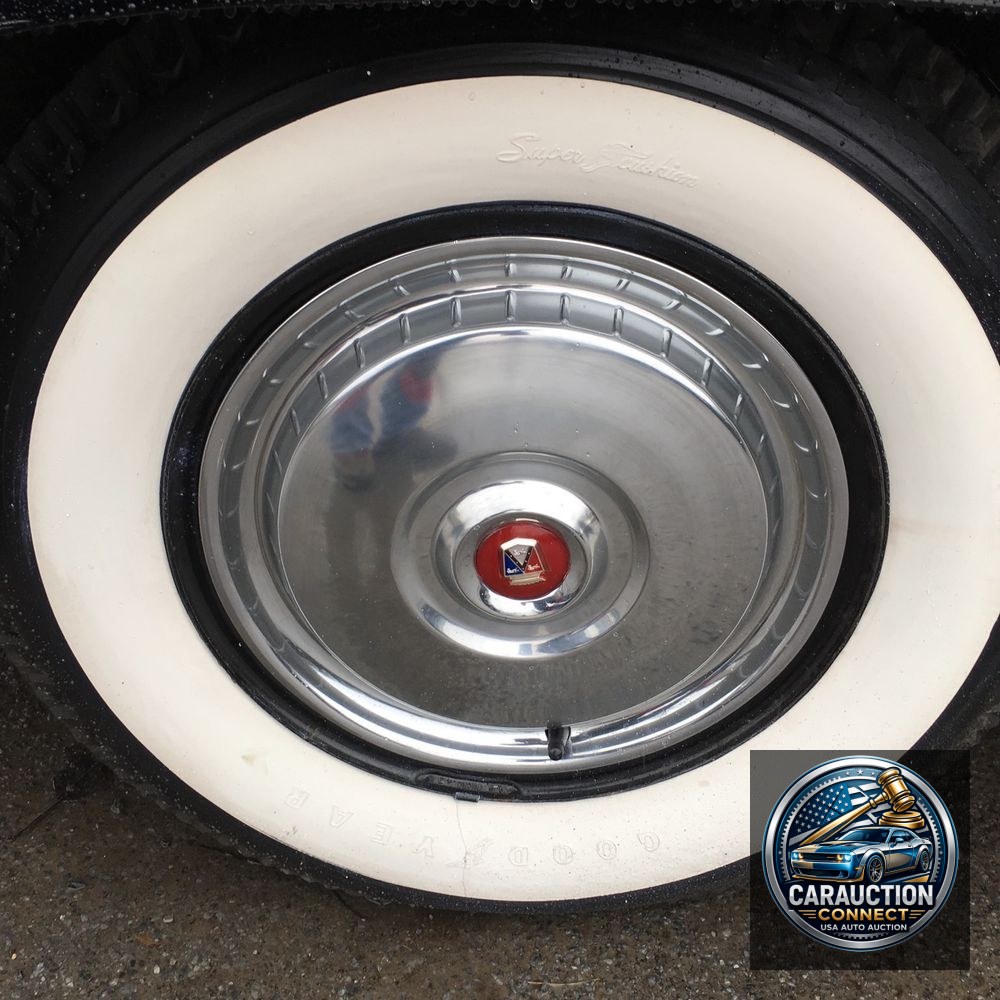 1955 Ford Thunderbird