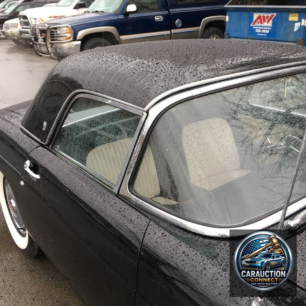 1955 Ford Thunderbird