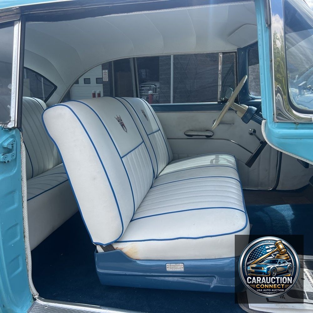 1955 Ford Fairlane Victoria