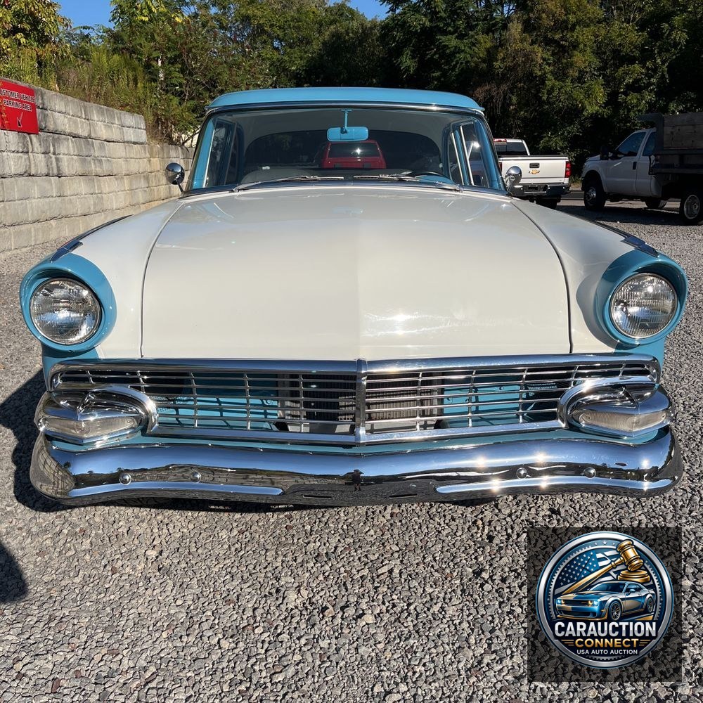 1956 Ford Fairlane  V8