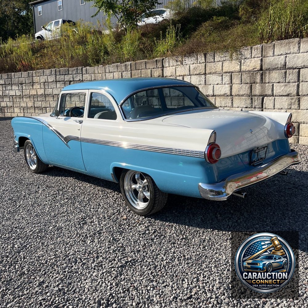 1956 Ford Fairlane  V8