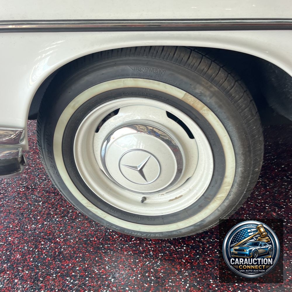 1967 Mercedes 250 250