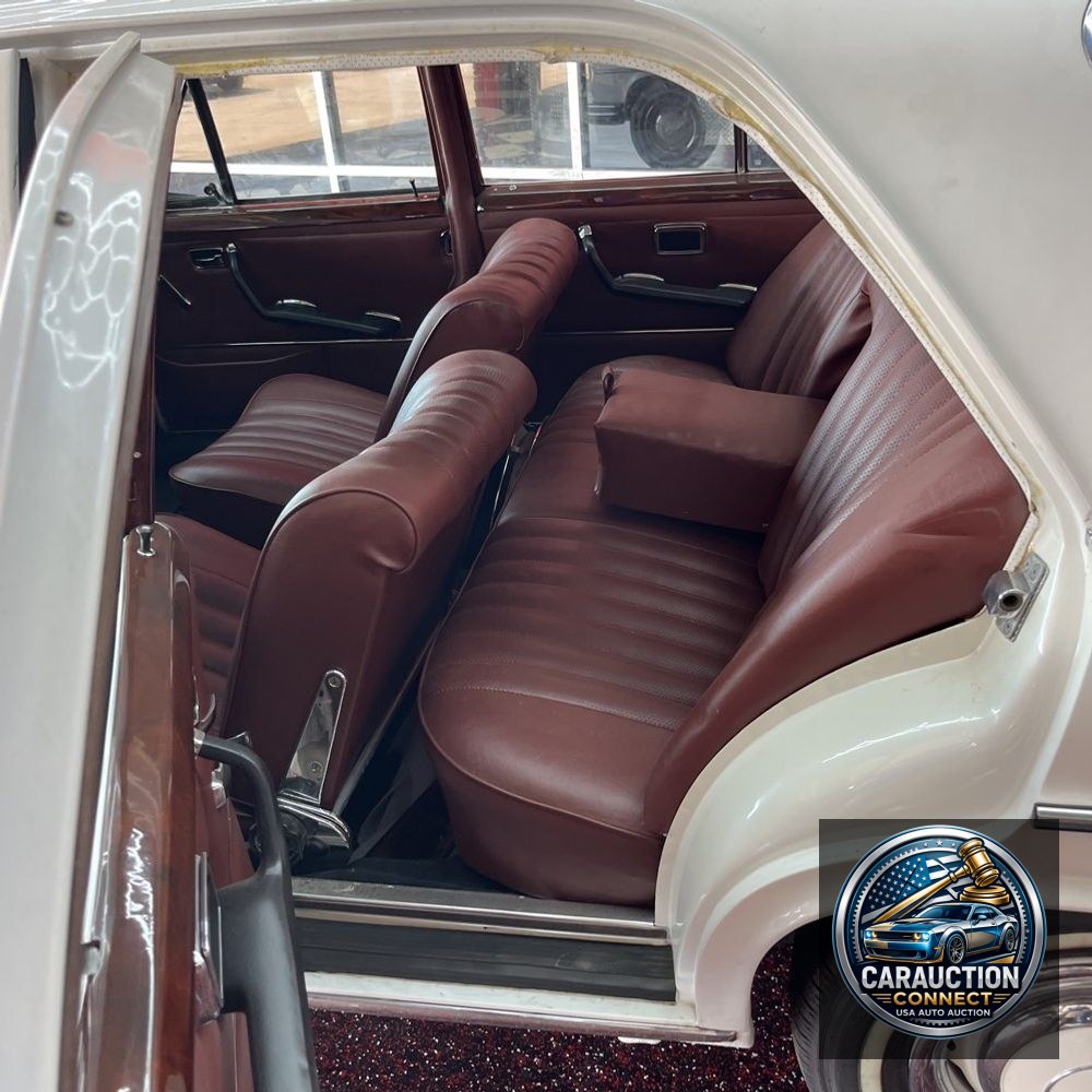 1967 Mercedes 250 250