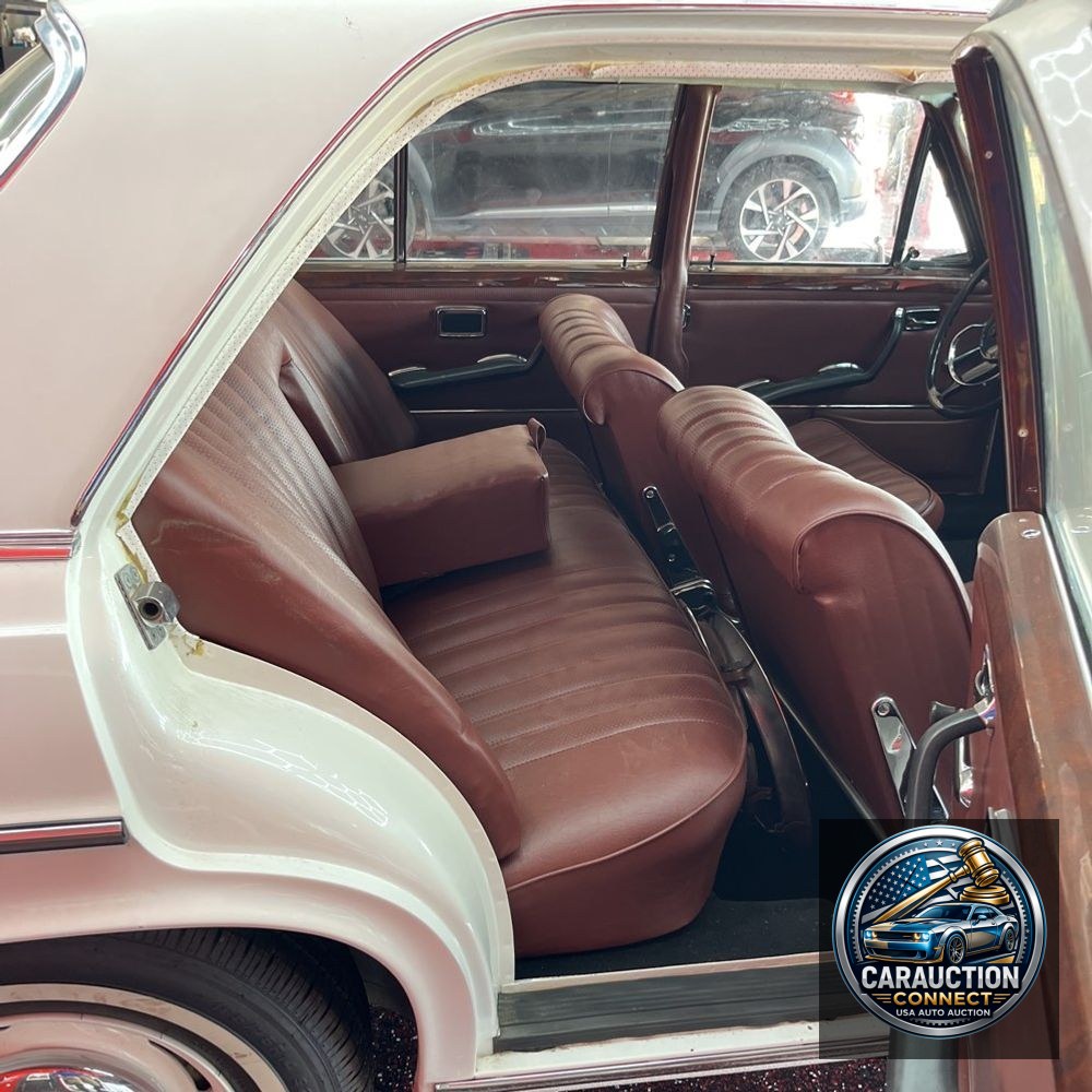 1967 Mercedes 250 250