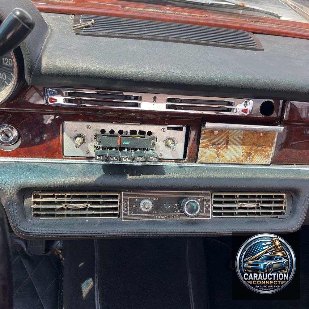 1967 Mercedes 250 250