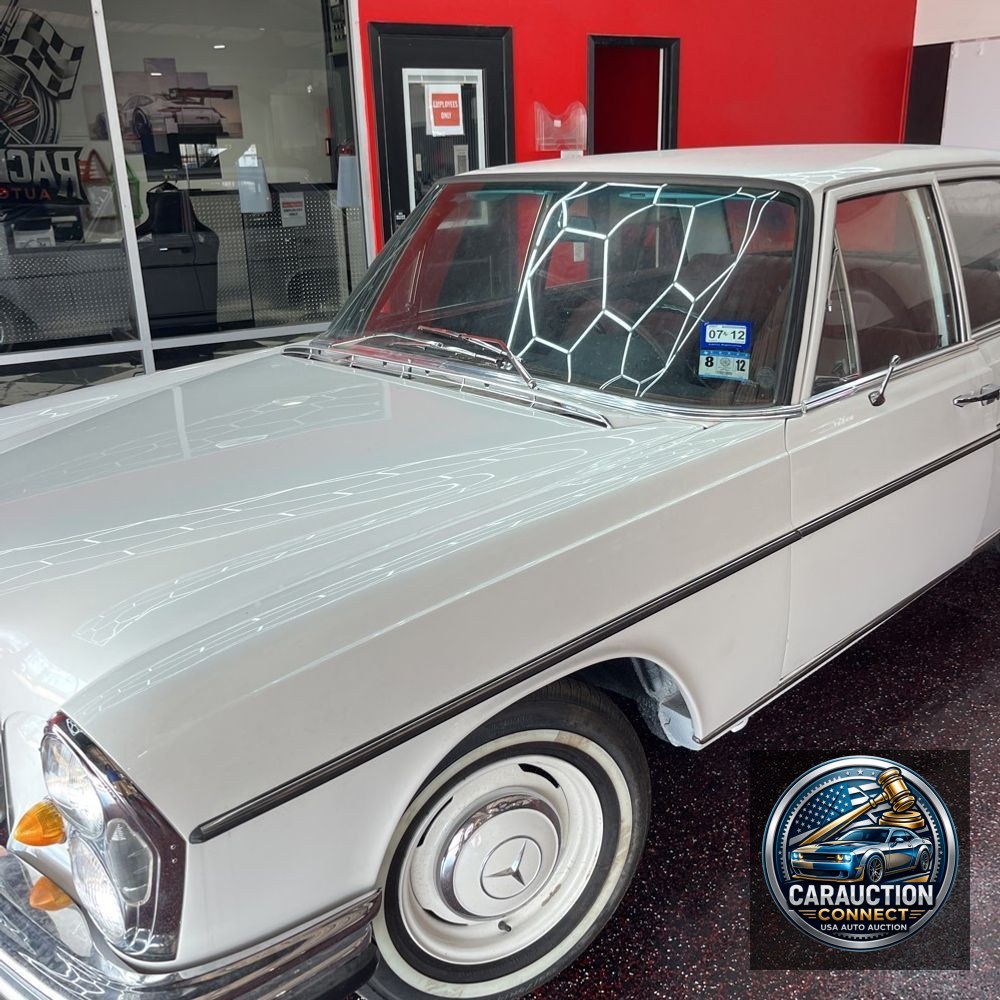1967 Mercedes 250 250