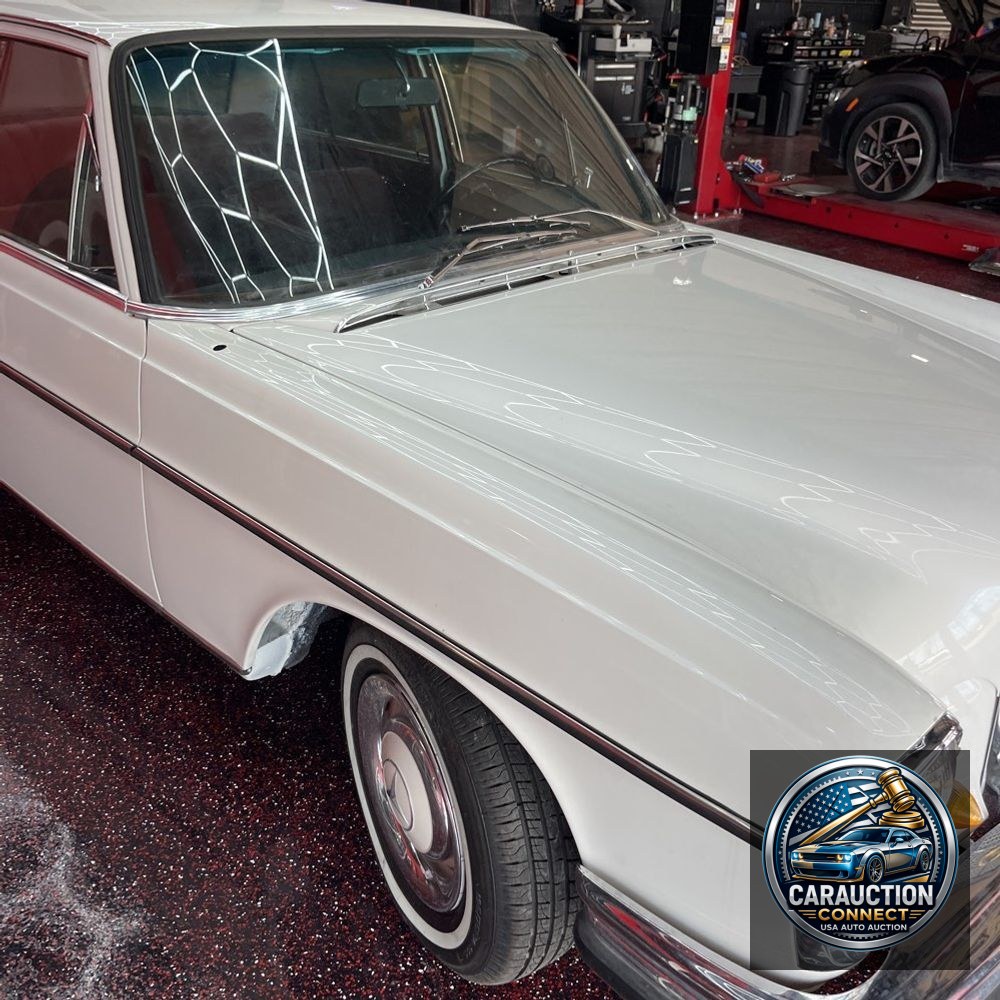 1967 Mercedes 250 250