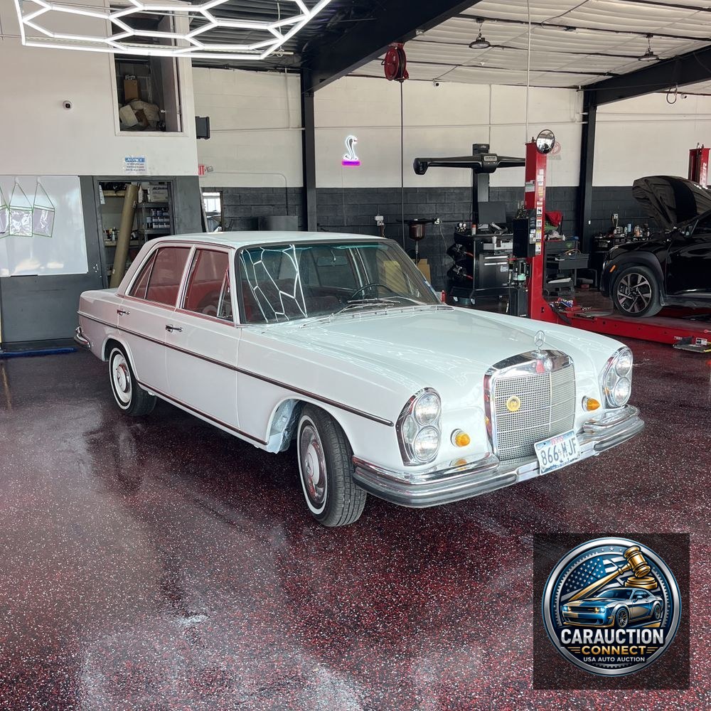 1967 Mercedes 250 250