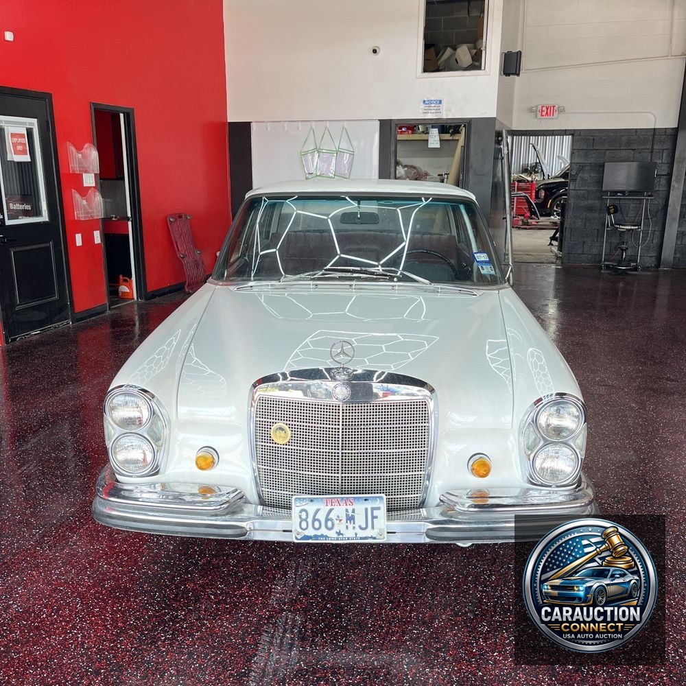 1967 Mercedes 250 250