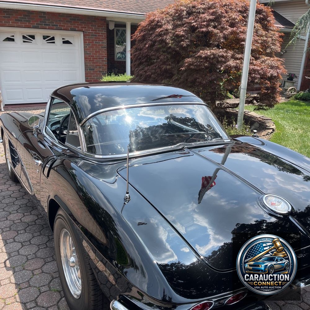 1961 Chevrolet  Corvette Fuel injection