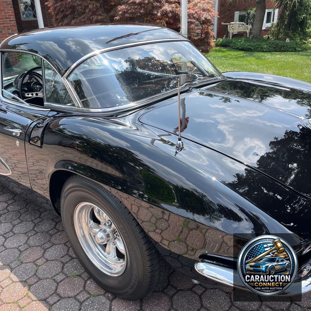 1961 Chevrolet  Corvette Fuel injection