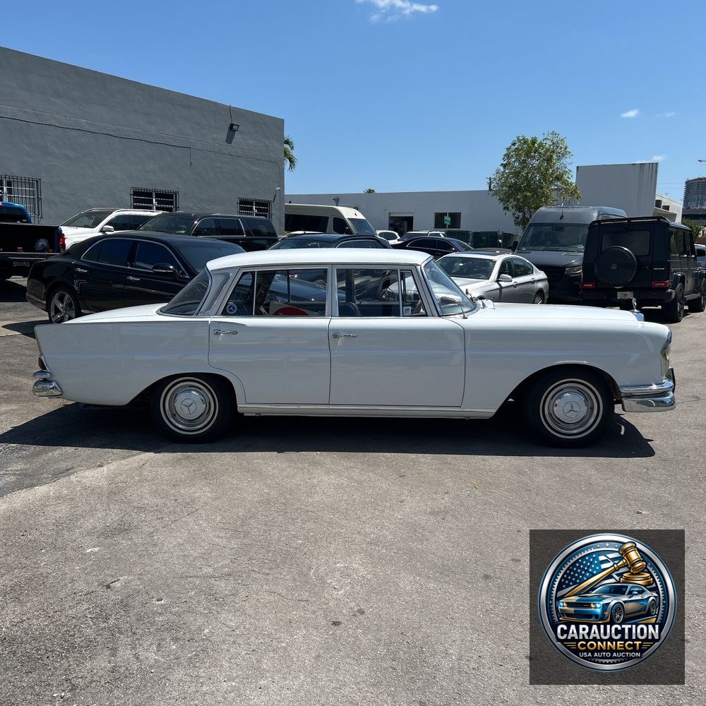 1962 Mercedes Benz  220S 220