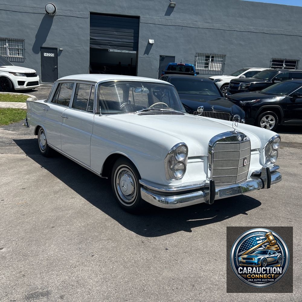 1962 Mercedes Benz  220S 220